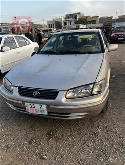 تۆیۆتا کامری